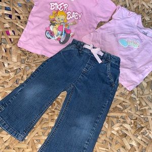 12-18 Month Baby Gap Jeans and 2-Short Sleeve Tee Bundle